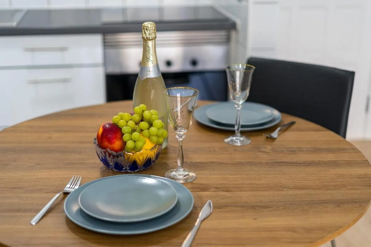 Modern Sunny Apartment 100M From The Beach Los Cristianos