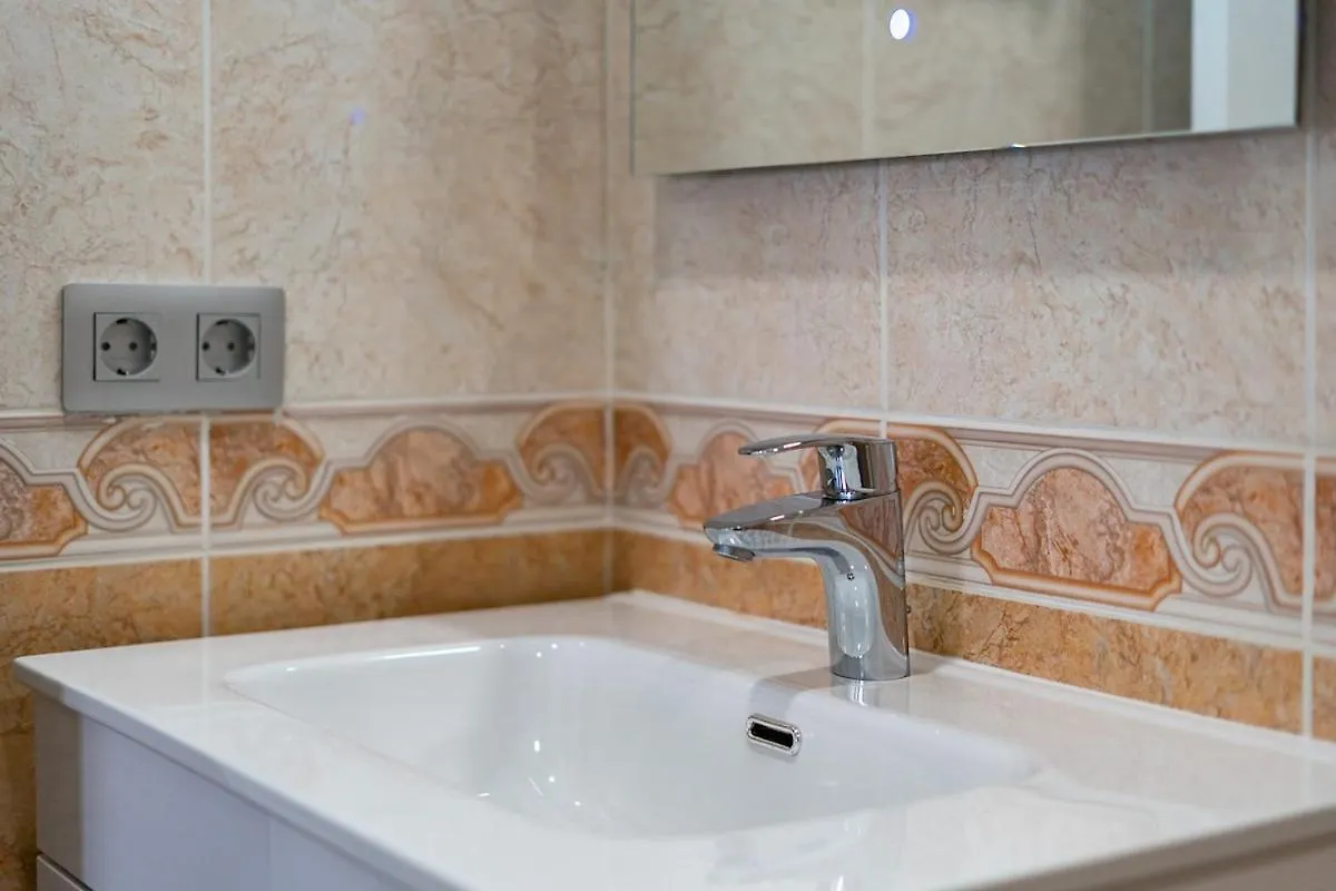 Modern Sunny Apartment 100M From The Beach Los Cristianos  0*, Los Cristianos (Tenerife)