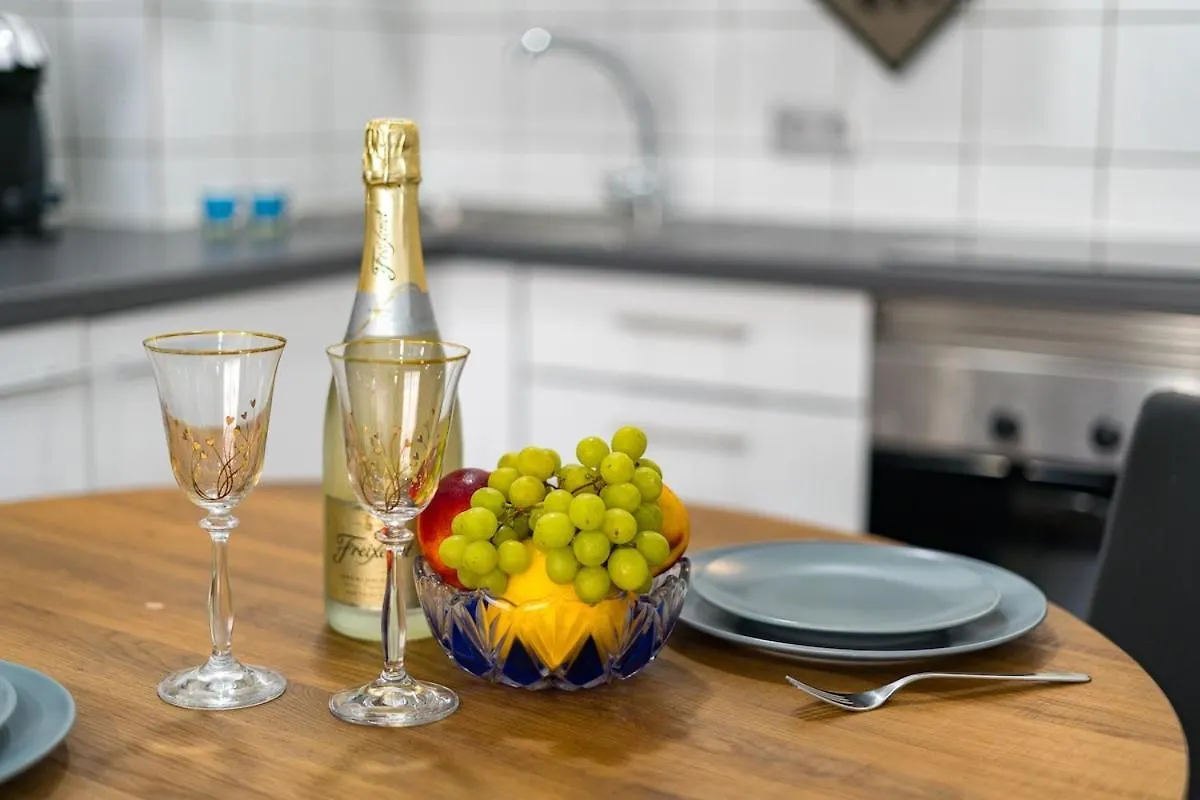 Modern Sunny Apartment 100M From The Beach Los Cristianos