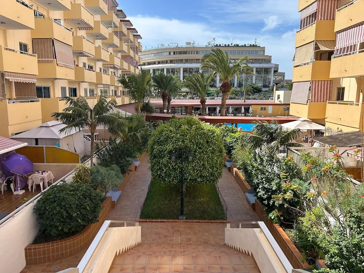 Modern Sunny Apartment 100M From The Beach Los Cristianos  0*, Los Cristianos (Tenerife)