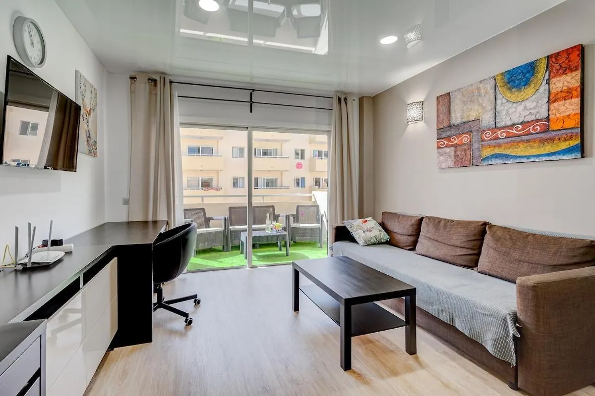 Modern Sunny Apartment 100M From The Beach Los Cristianos